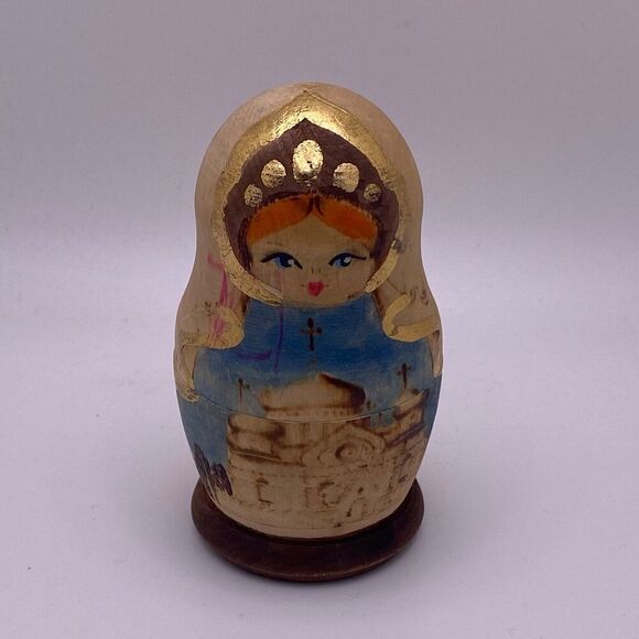Rare Vintage Russian Matryoshka Nesting Doll Hand Crafted 5 Dolls - Picture 1 of 11